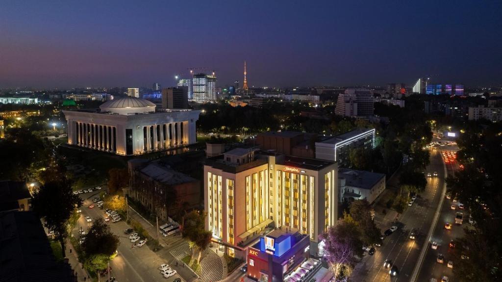 Hampton By Hilton Tashkent Hotel Bagian luar foto